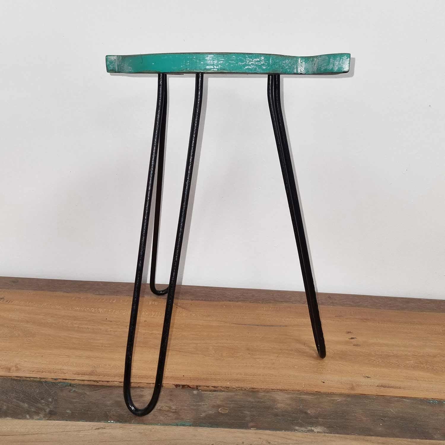 Albasia Wood Fish Stand – Turquoise – detail view 2 of wooden plant stand
