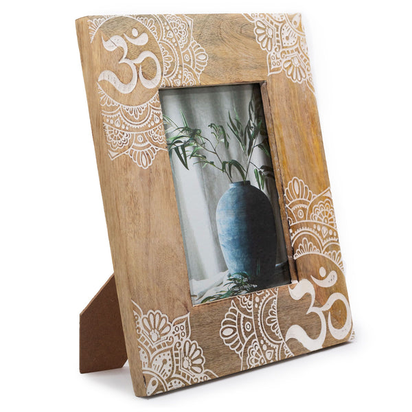 Large Mango Wood Picture Frame (for 13x18cm) 28x23x2cm – Mandala – White – front product view of mango wood picture frame