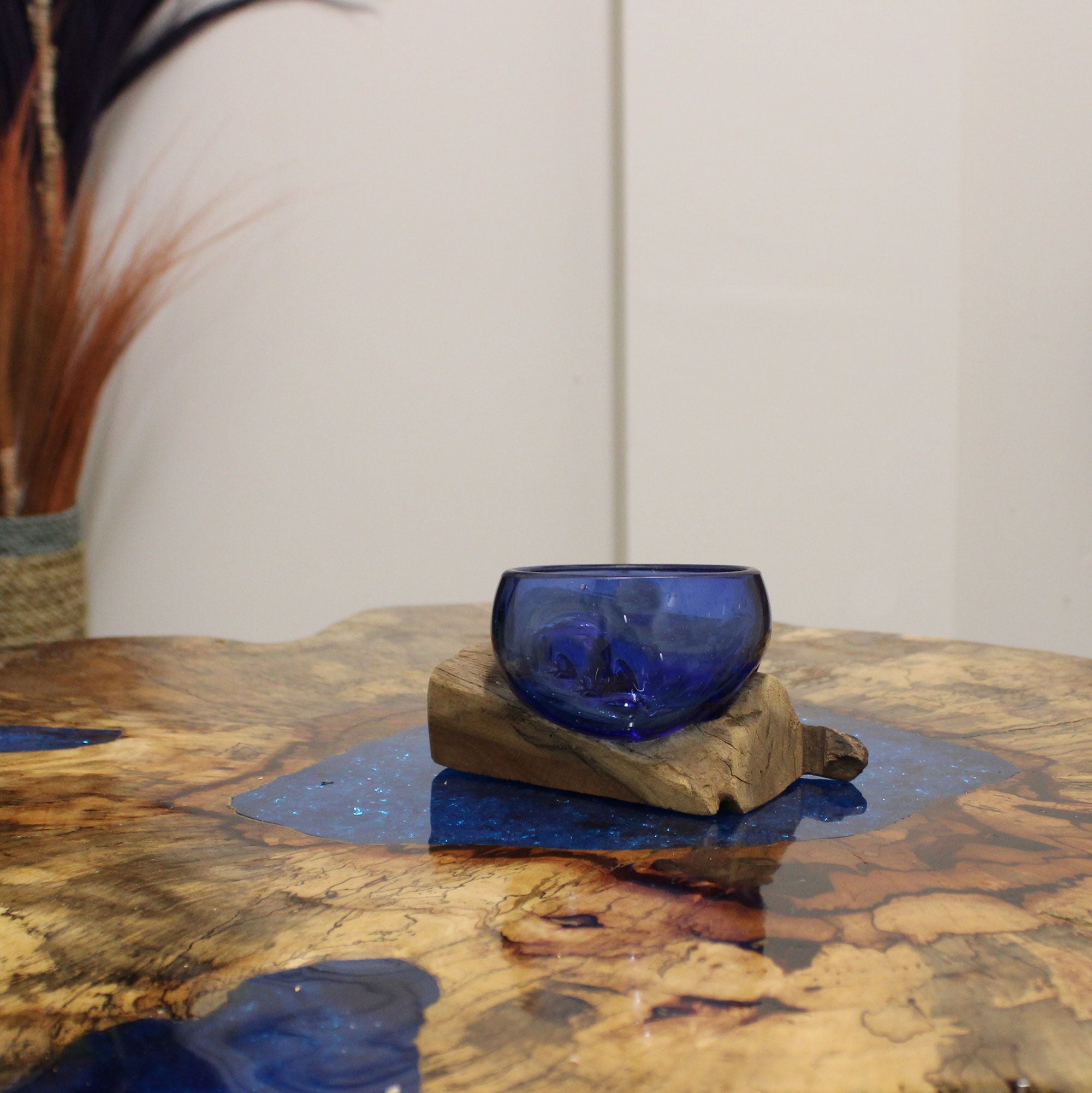 Live-Edge Tamarind Wood & Sky Blue Resin Coffee Table – detail view 2 of tamarind wood coffee table