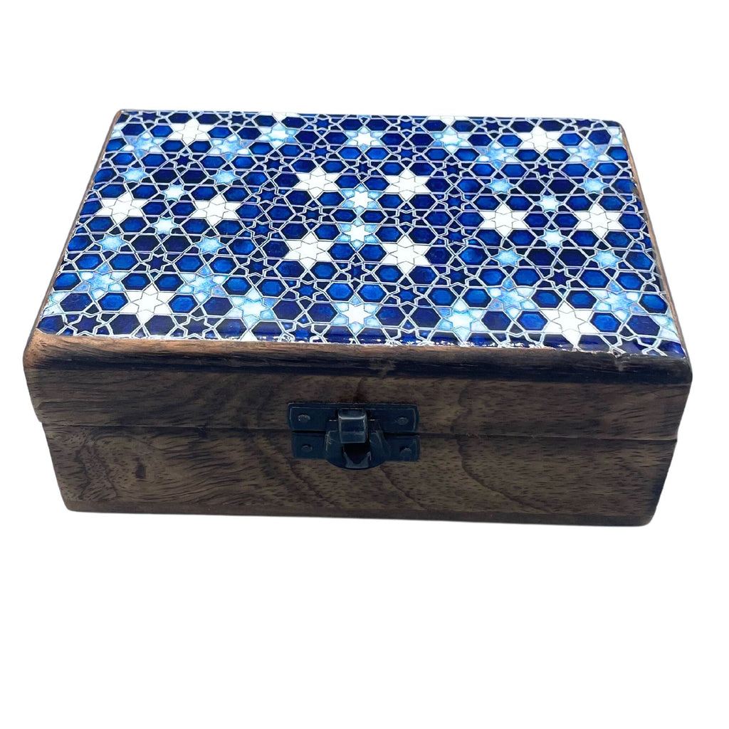 Medium Ceramic-Glazed Wooden Keepsake Box – 15x10x6cm – Blue Stars – detail view 2 of ceramic glazed wooden box