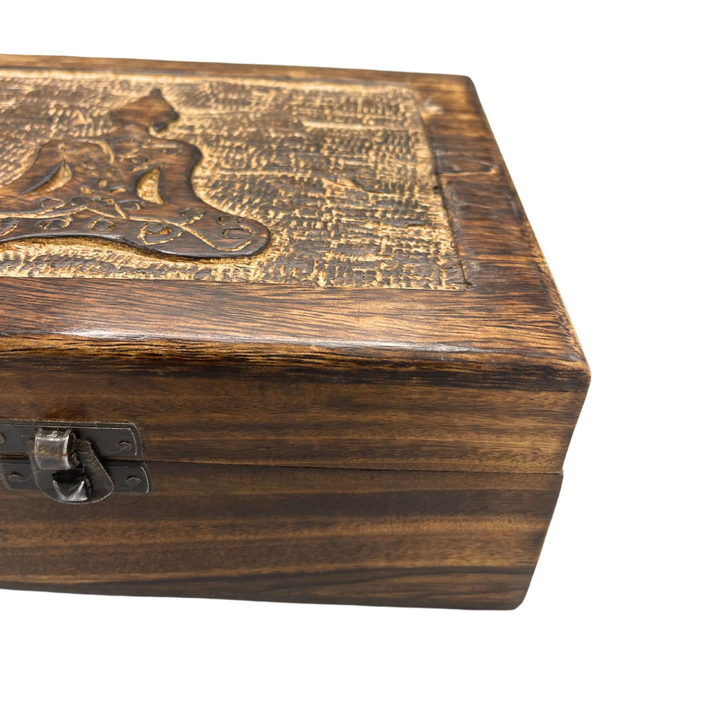 Large Wooden Keepsake Box 20x15x7.5cm – Buddha – detail view 2 of carved wooden keepsake box