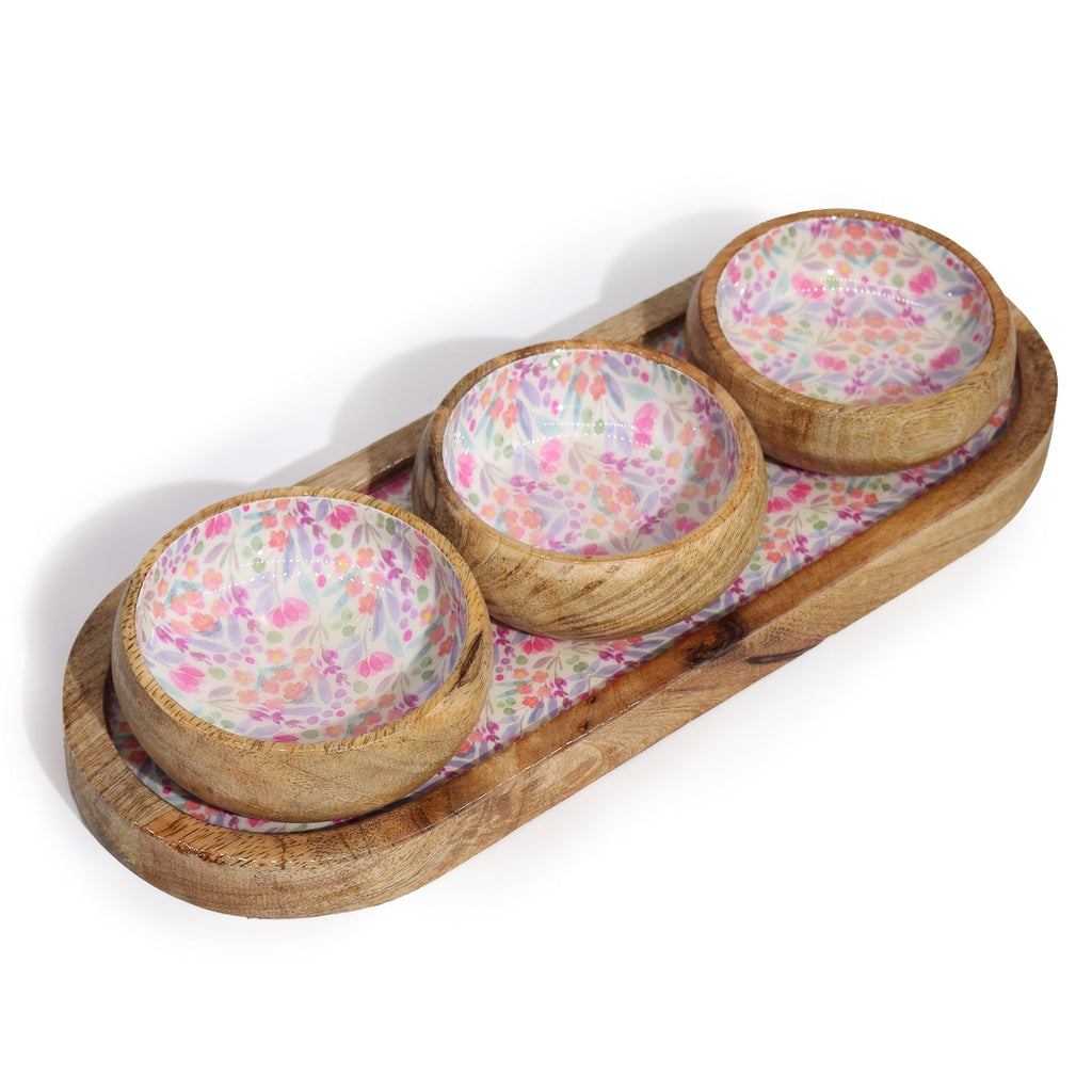 Handcrafted Mango Wood Tray with 3 Bowls – Floral Patterned Serving & Dip – detail view 6