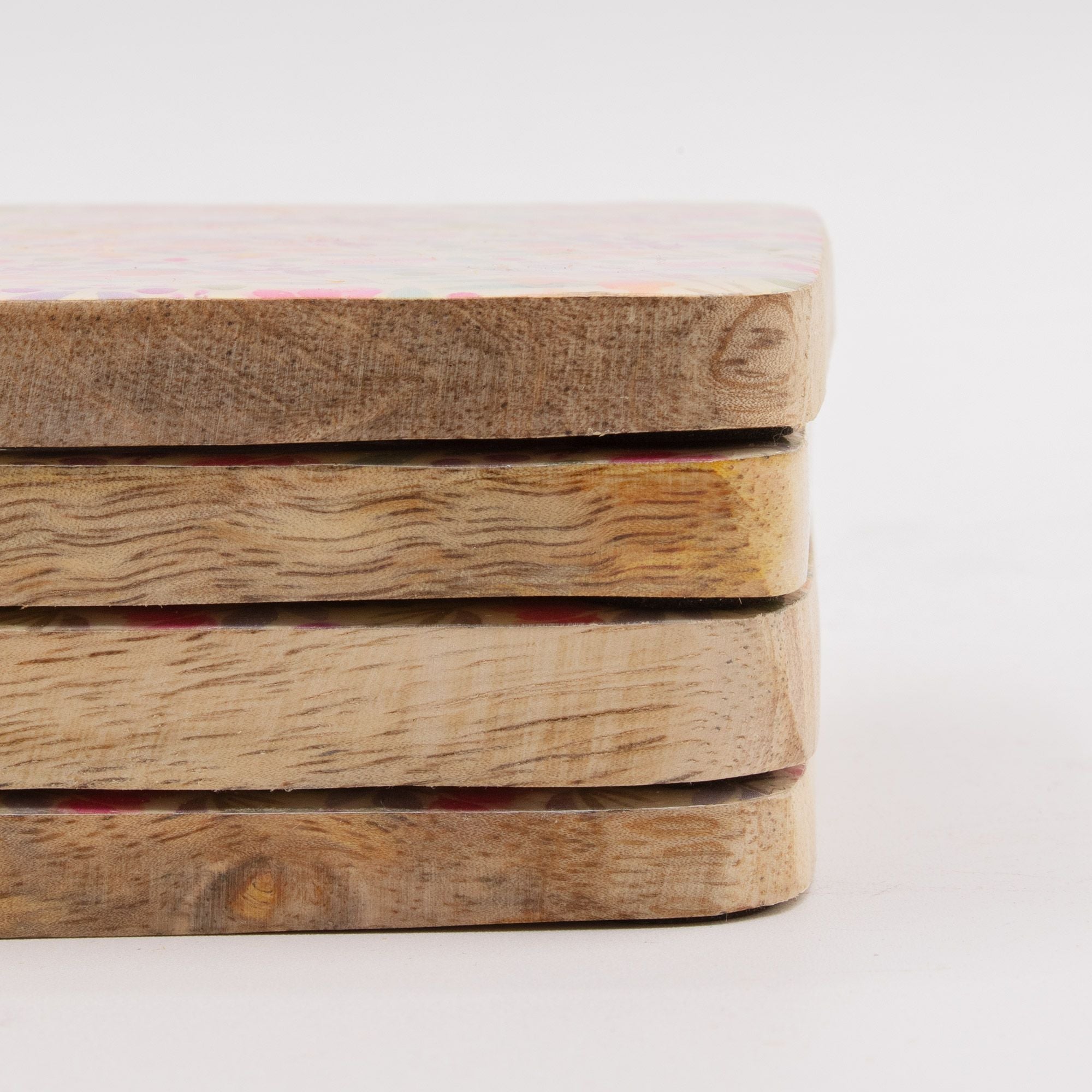 Set of 4 Square Coasters – Pretty Floral – detail view 3 of mango wood tableware