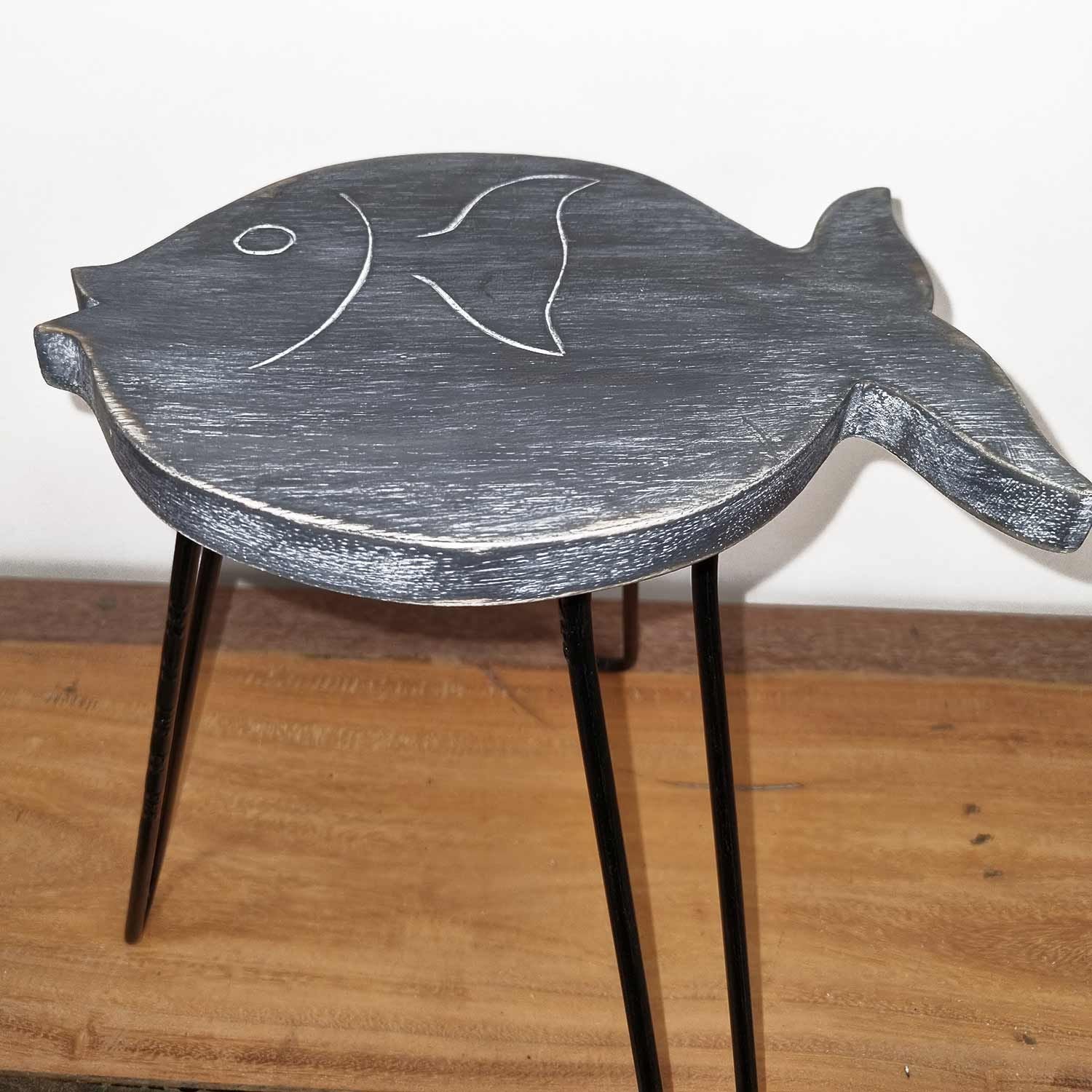 Albasia Wood Fish Stand – Greywashed – detail view 4 of wooden plant stand